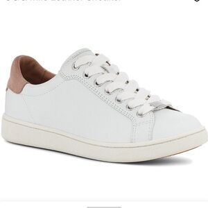 NWOT UGG Leather Sneaker Size 7
